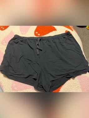 Women's Black Drawstring Casual Shorts